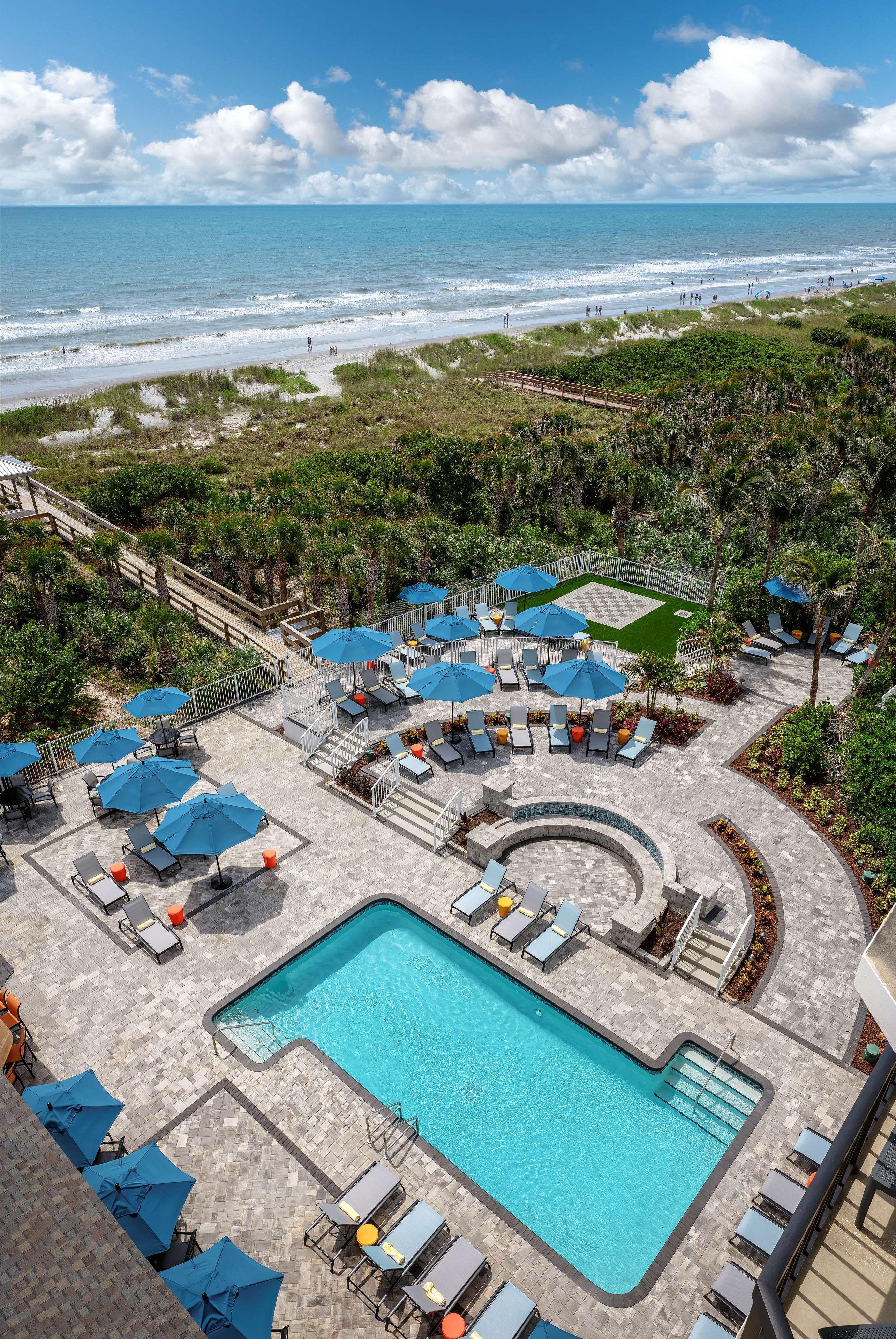 Hilton Garden Inn Cocoa Beach-Oceanfront, Fl Luaran gambar